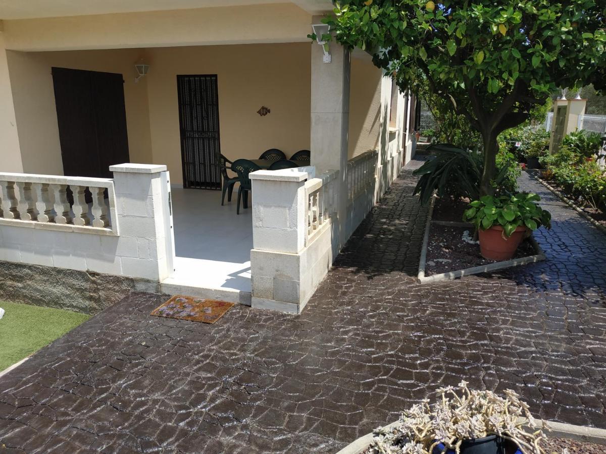 Apartamento planta baja casa Bellcaire d'Emporda Exterior foto