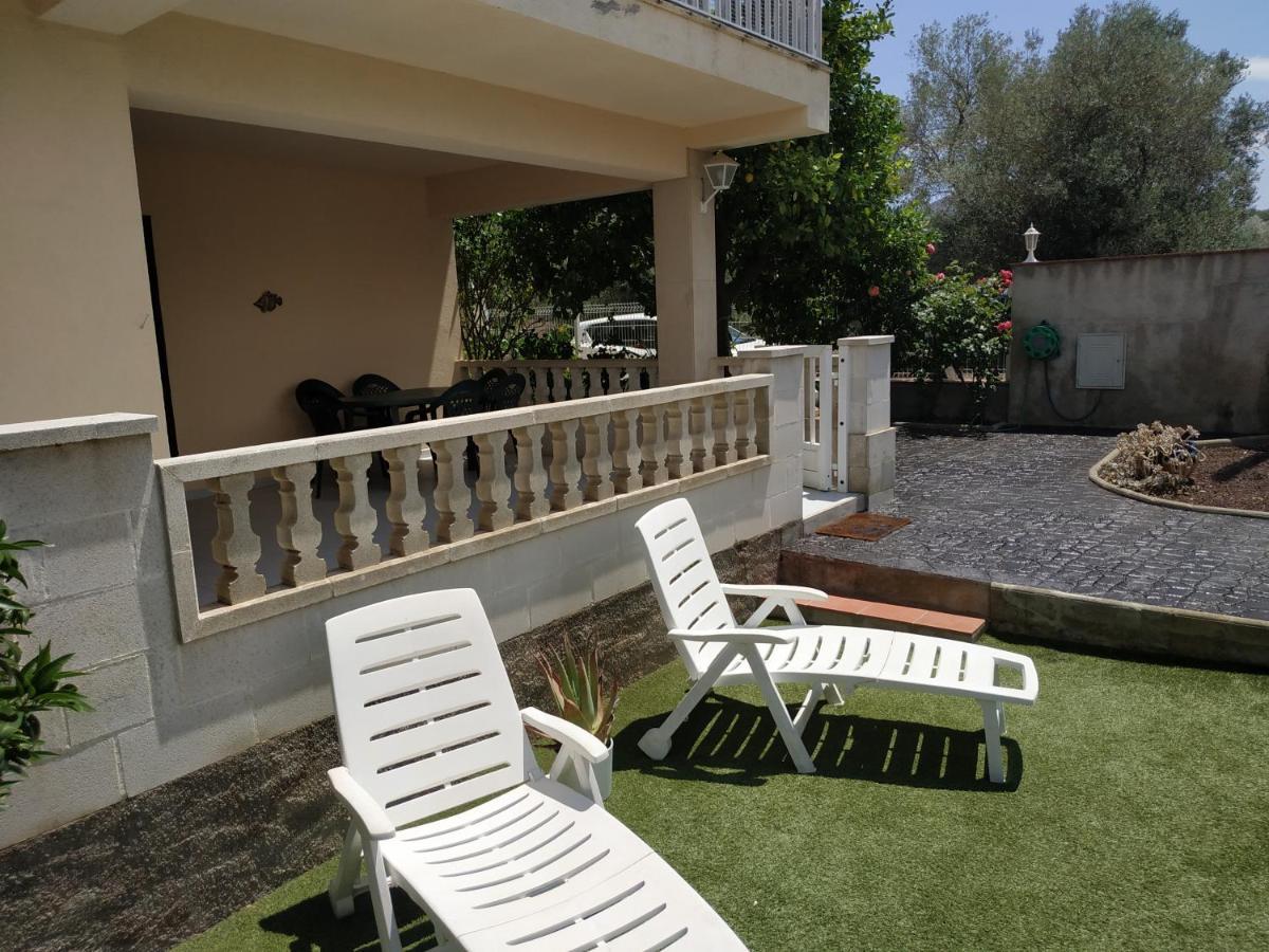 Apartamento planta baja casa Bellcaire d'Emporda Exterior foto