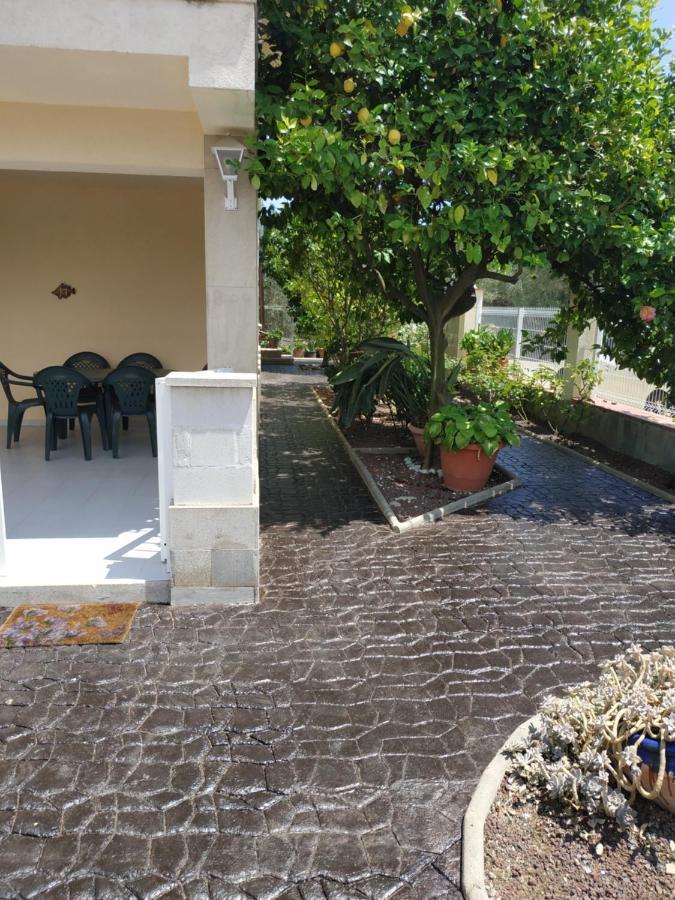 Apartamento planta baja casa Bellcaire d'Emporda Exterior foto