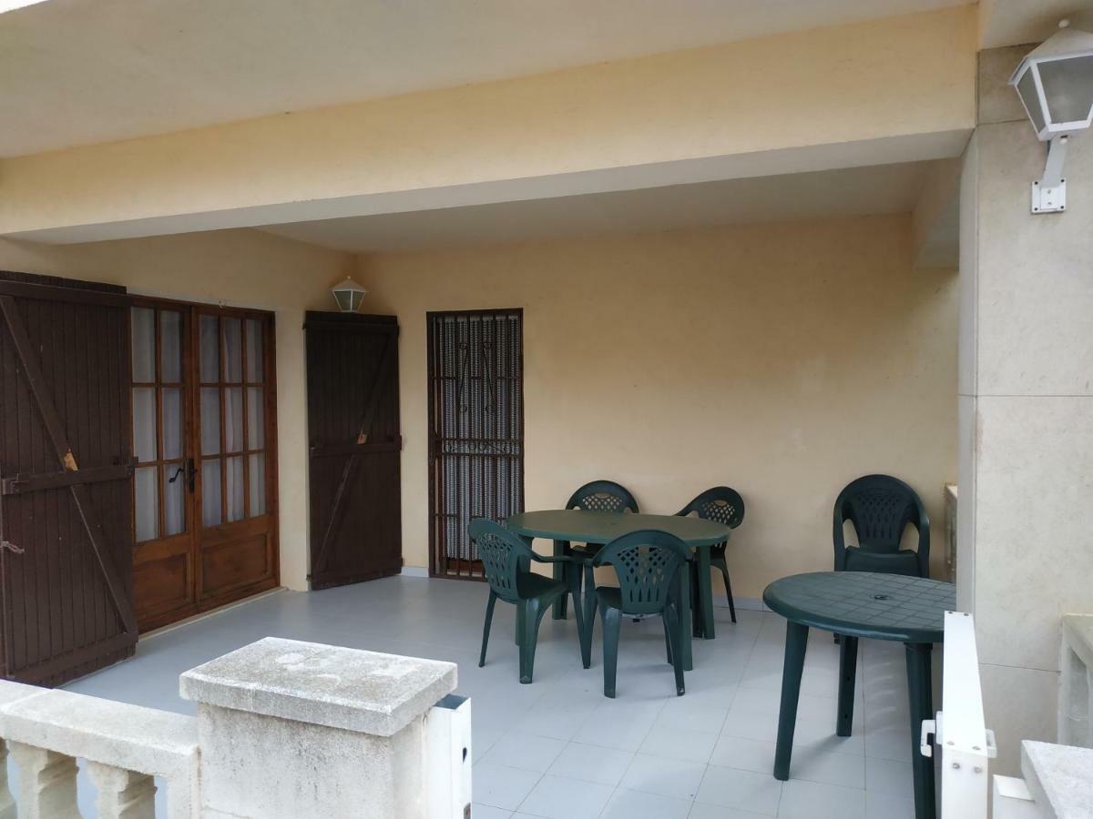 Apartamento planta baja casa Bellcaire d'Emporda Exterior foto
